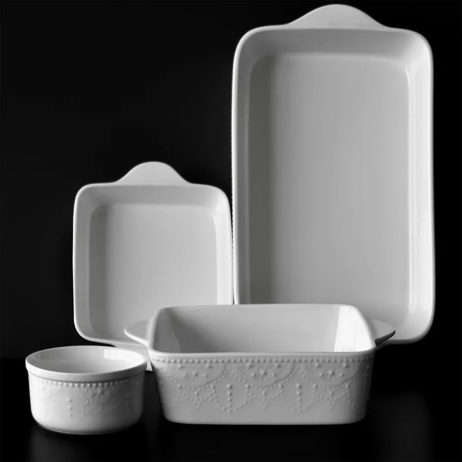 Kokilka okrągła ramekin DUKA LACE 10 cm biała porcelanowa