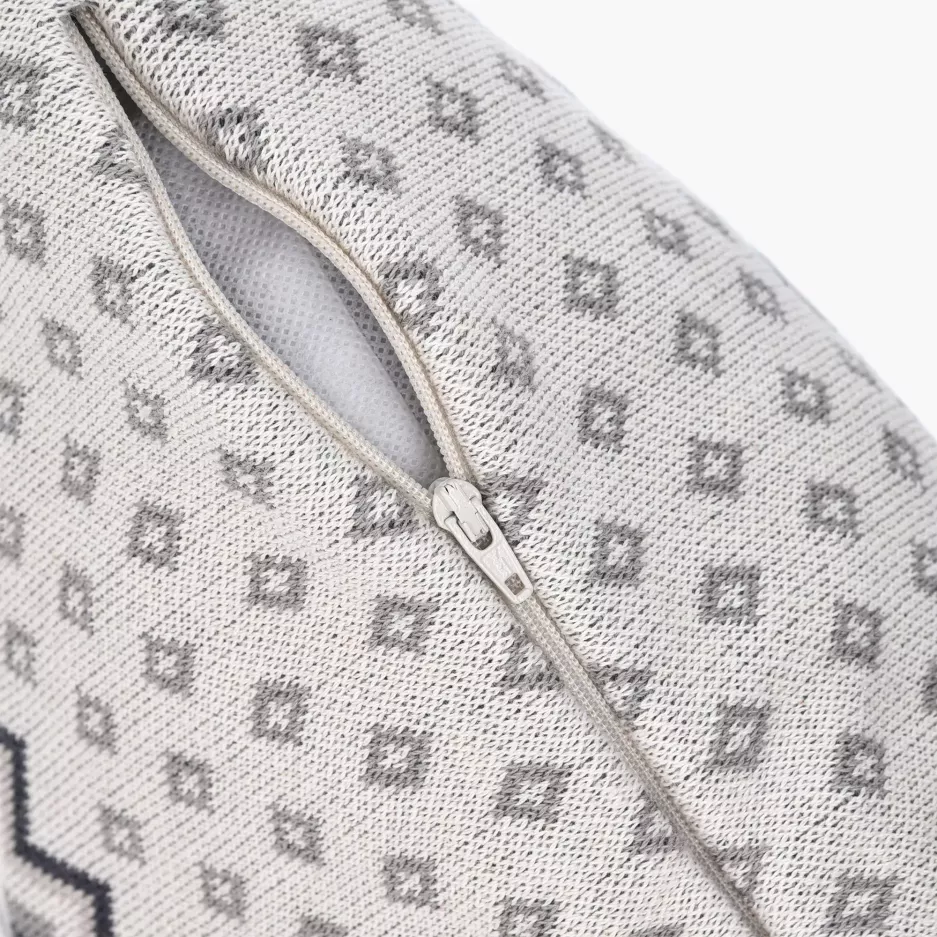 Poduszka świąteczna dekoracyjna DUKA JULIG 50x50 cm szara bawełniana