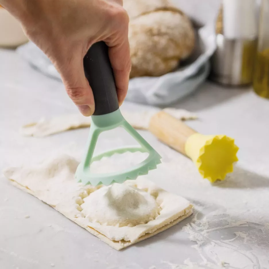 Foremka do ravioli z rączką BERGHOFF LEO 11.5 cm nylonowa