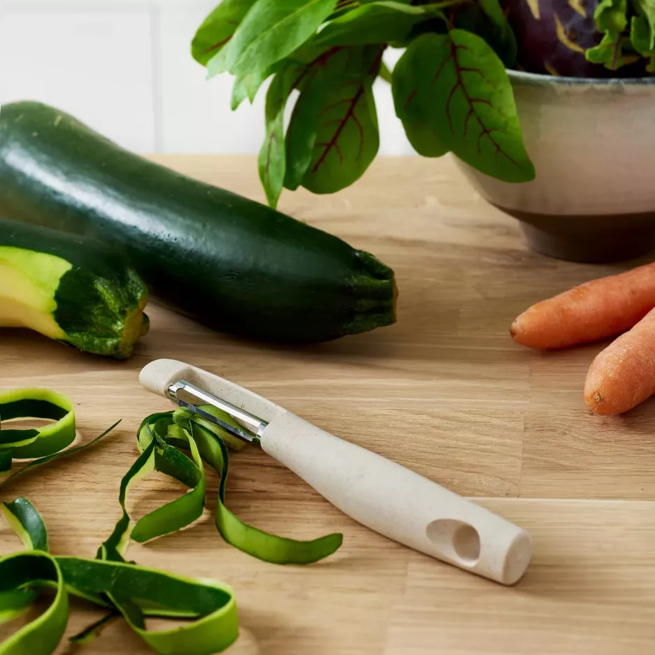 Obieraczka do warzyw GASTROMAX 18 cm beżowa