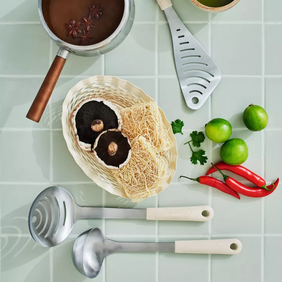 Łopatka kuchenna z otworami GASTROMAX stal nierdzewna