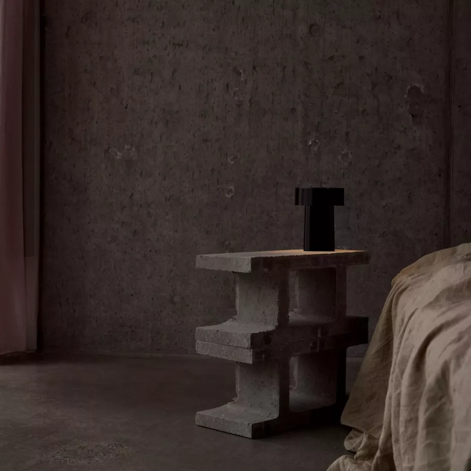 Lampa Podłużna ZONE DENMARK Czarna