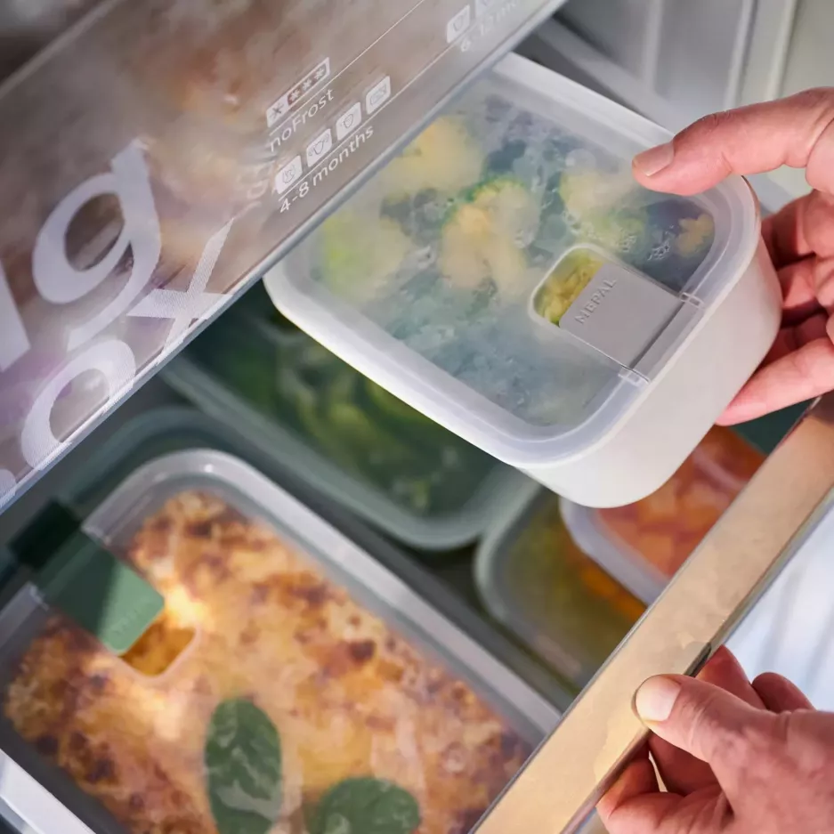 Pojemnik na żywność MEPAL EASYCLIP 700 ml biały