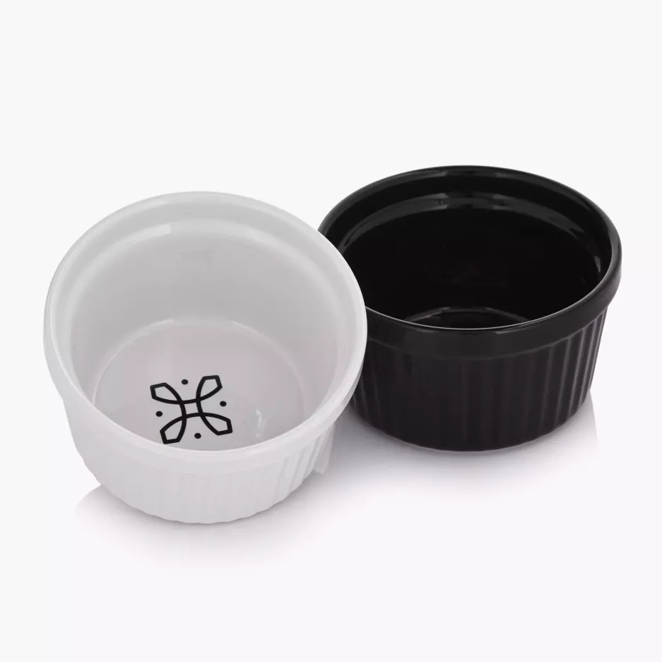 Kokilka okrągła ramekin DUKA NIKLAS CELEBRATE 9 cm biała kamionkowa