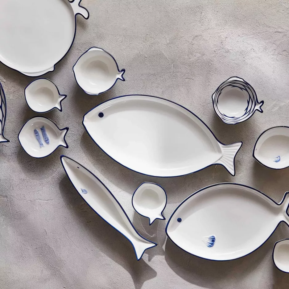 Filiżanka ze spodkiem w liście DUKA RIVIERA 250 ml niebieska porcelana