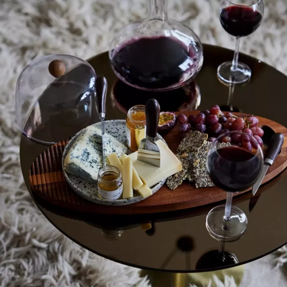 Deska do sera z kloszem SAGAFORM DITTE szara