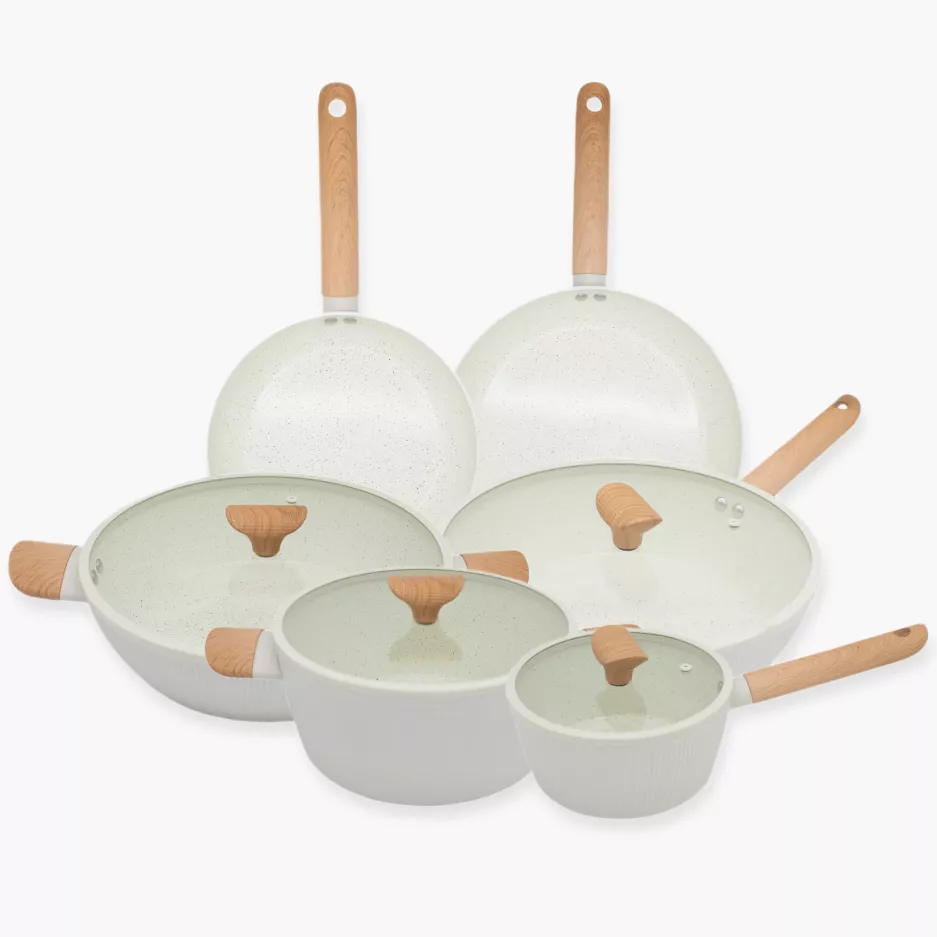 Patelnia z powłoką ceramiczną DUKA GRAN 28 cm beżowa szara aluminiowa