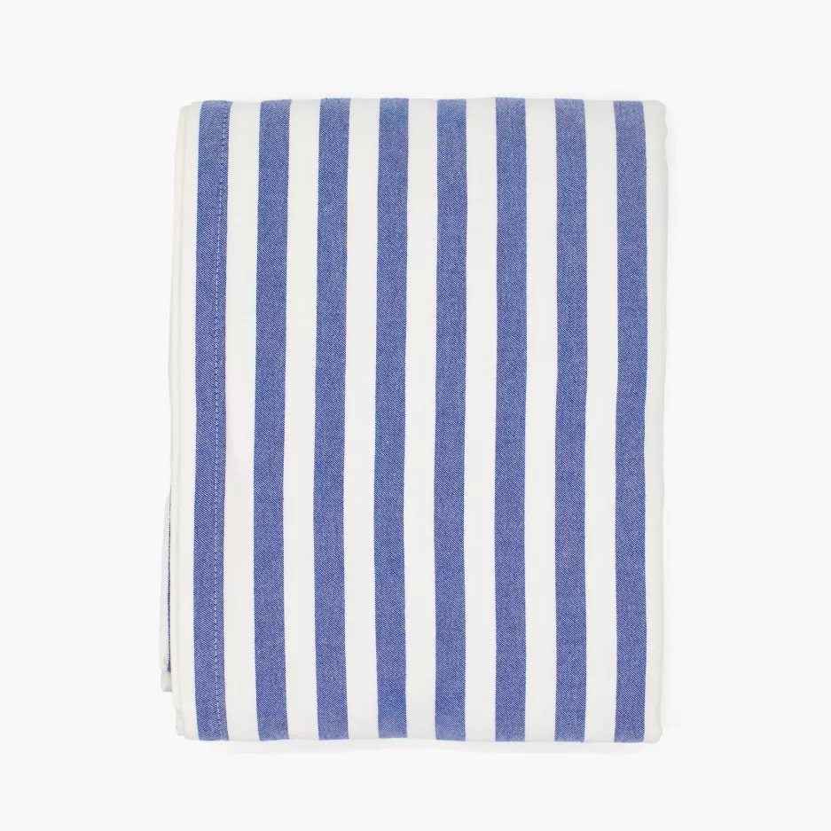 Obrus w paski DUKA REMMAR JAQUARD 320x170 cm biały niebieski bawełniany