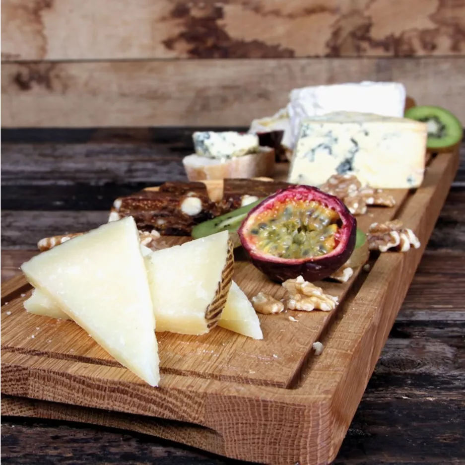 Deska do serwowania sera BOSKA 53 cm drewniana