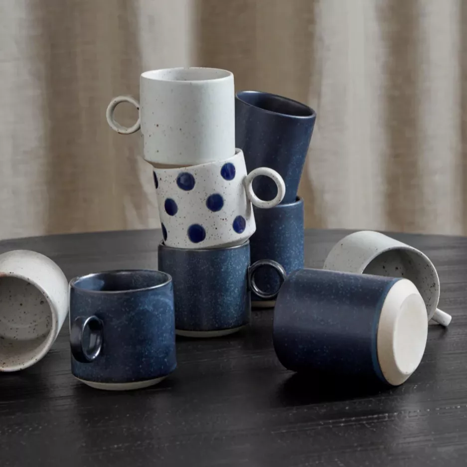 Filiżanka w kropki NORDAL GRAINY 270ml biała