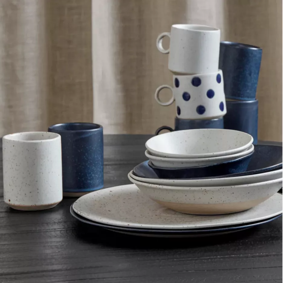 Filiżanka w kropki NORDAL GRAINY 270ml biała