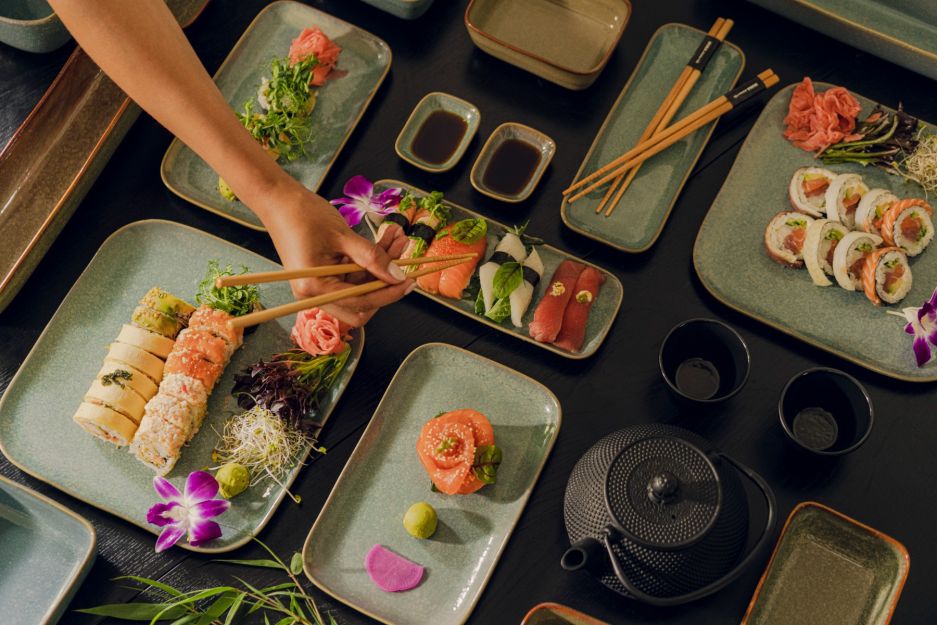 Zestaw do sushi dla 2 osób DUKA THORA 6 elementów niebieski kamionka